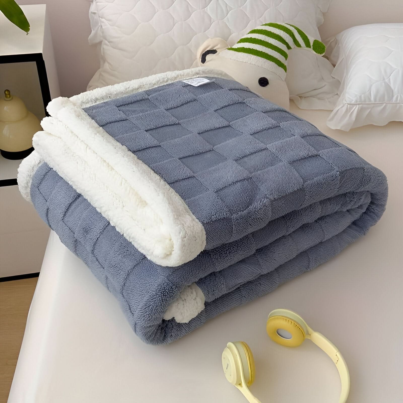 Warm Blankets Reversible Sherpa Fleece Throw Misty Blue color