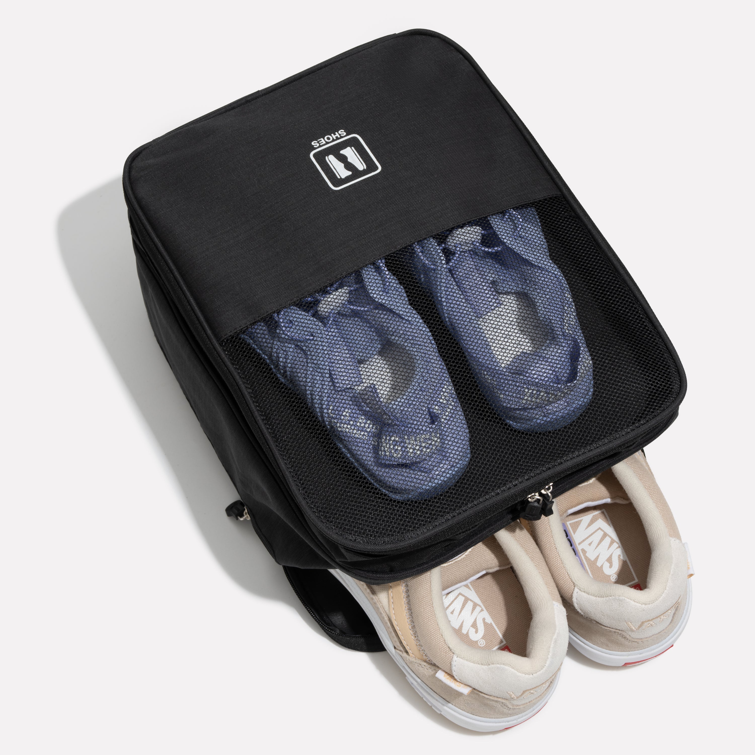 Shoe Organizer – Water-Resistant & Breathable – Travel-Friendly Design 1