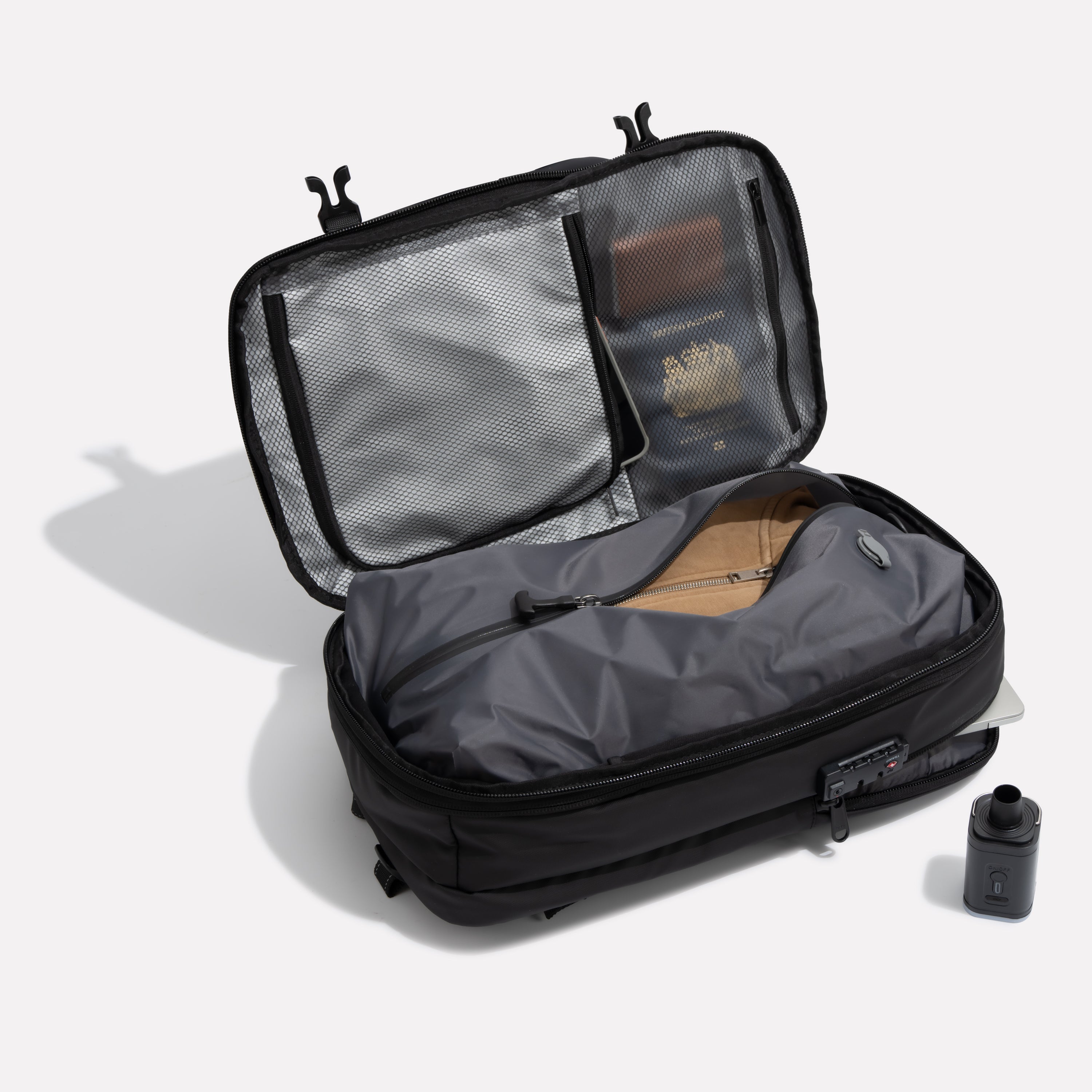 Unisex Vacuum Compression Travel Backpack with Built-in Pump and Anti-Theft Pocket 2