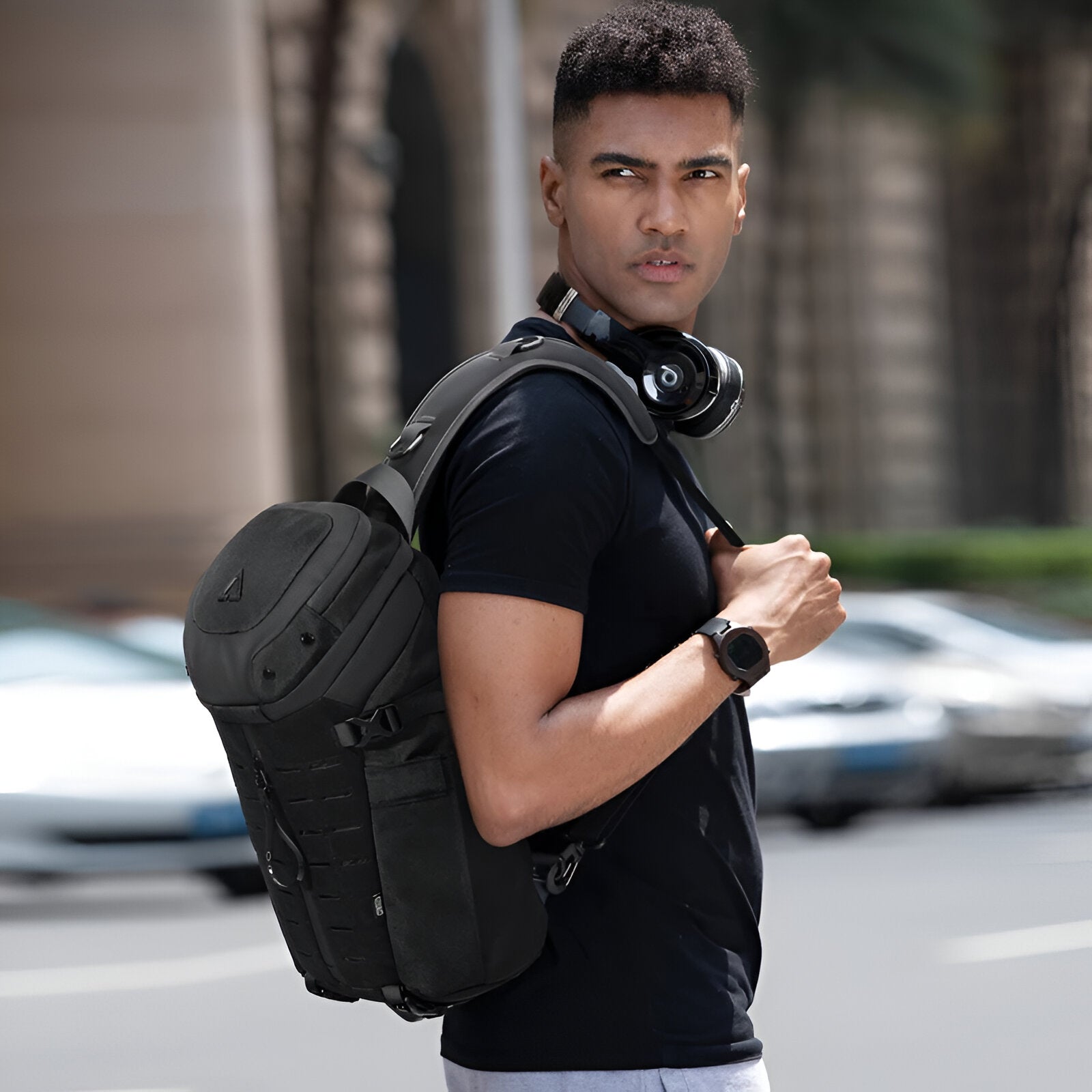 Unisex Water-Resistant Anti-Theft Crossbody Bag with Adjustable Strap 7
