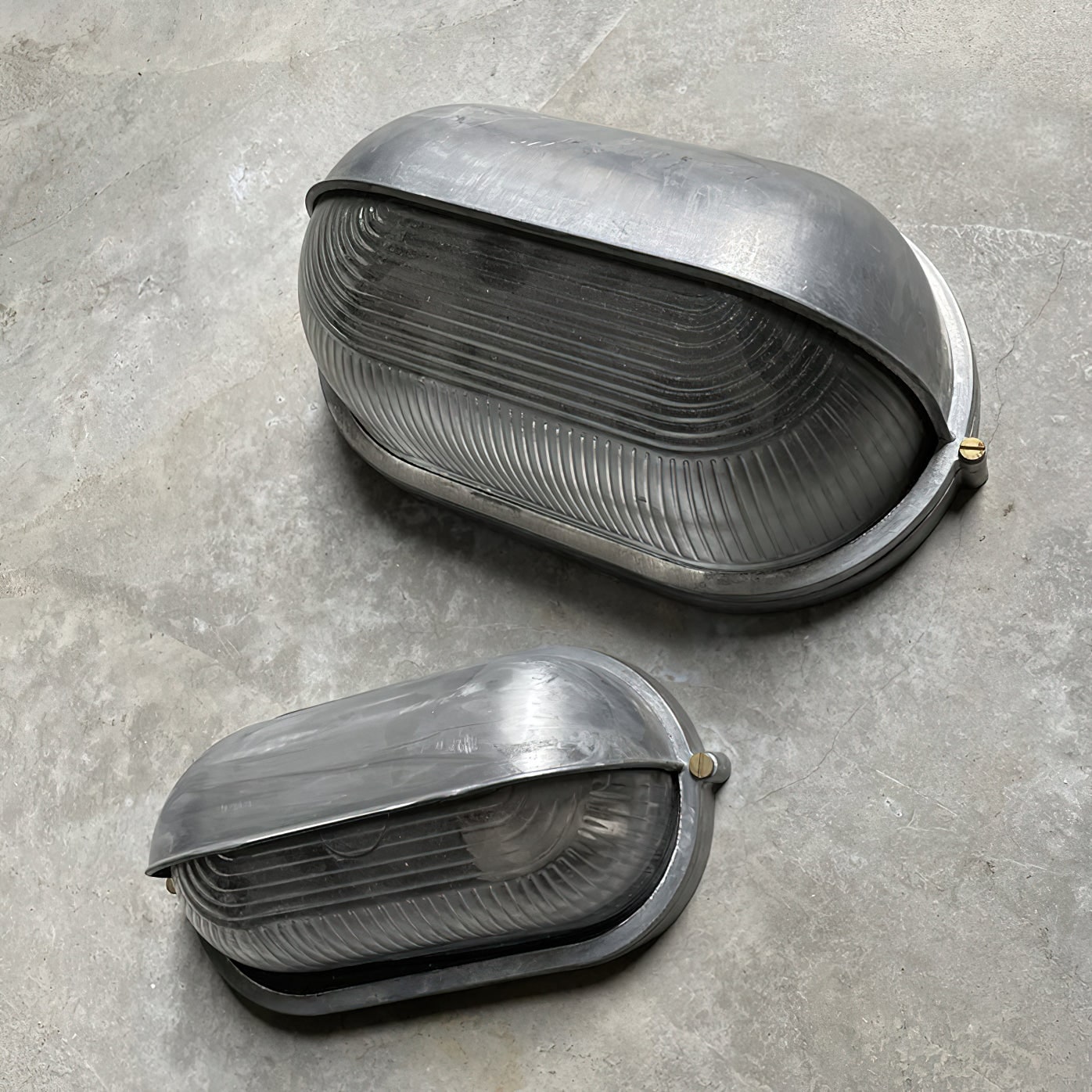 Outdoor Wall Light Bulkhead with Ribbed Glass Eyelid Hood Weather-Resistant - Image 43