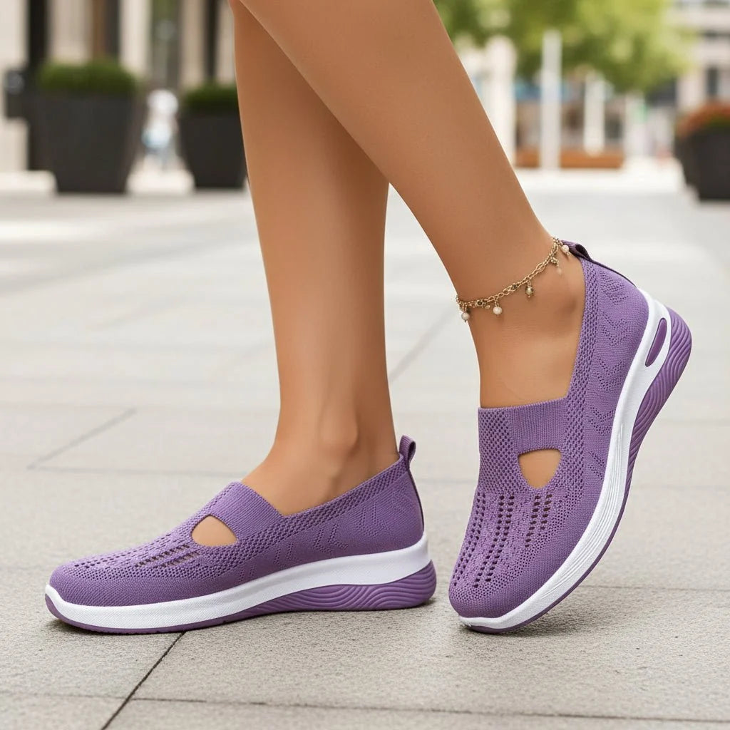 CARESOLE – Orthopedic Women's Slippers for Comfortable Wear