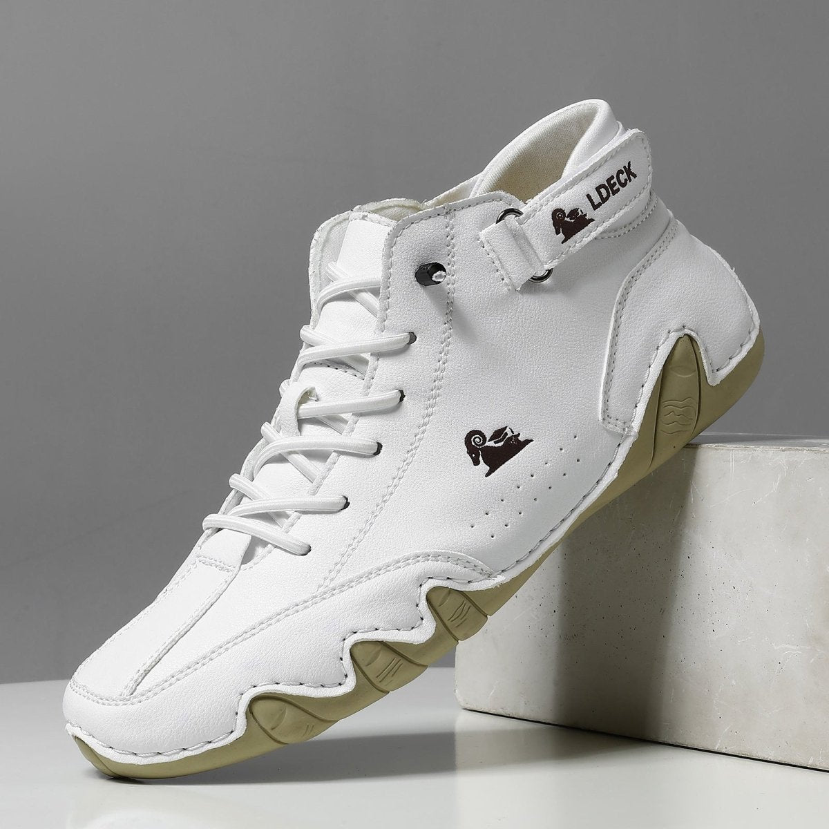 AQUASTEADY – Waterproof, breathable orthopedic shoes for unparalleled comfort