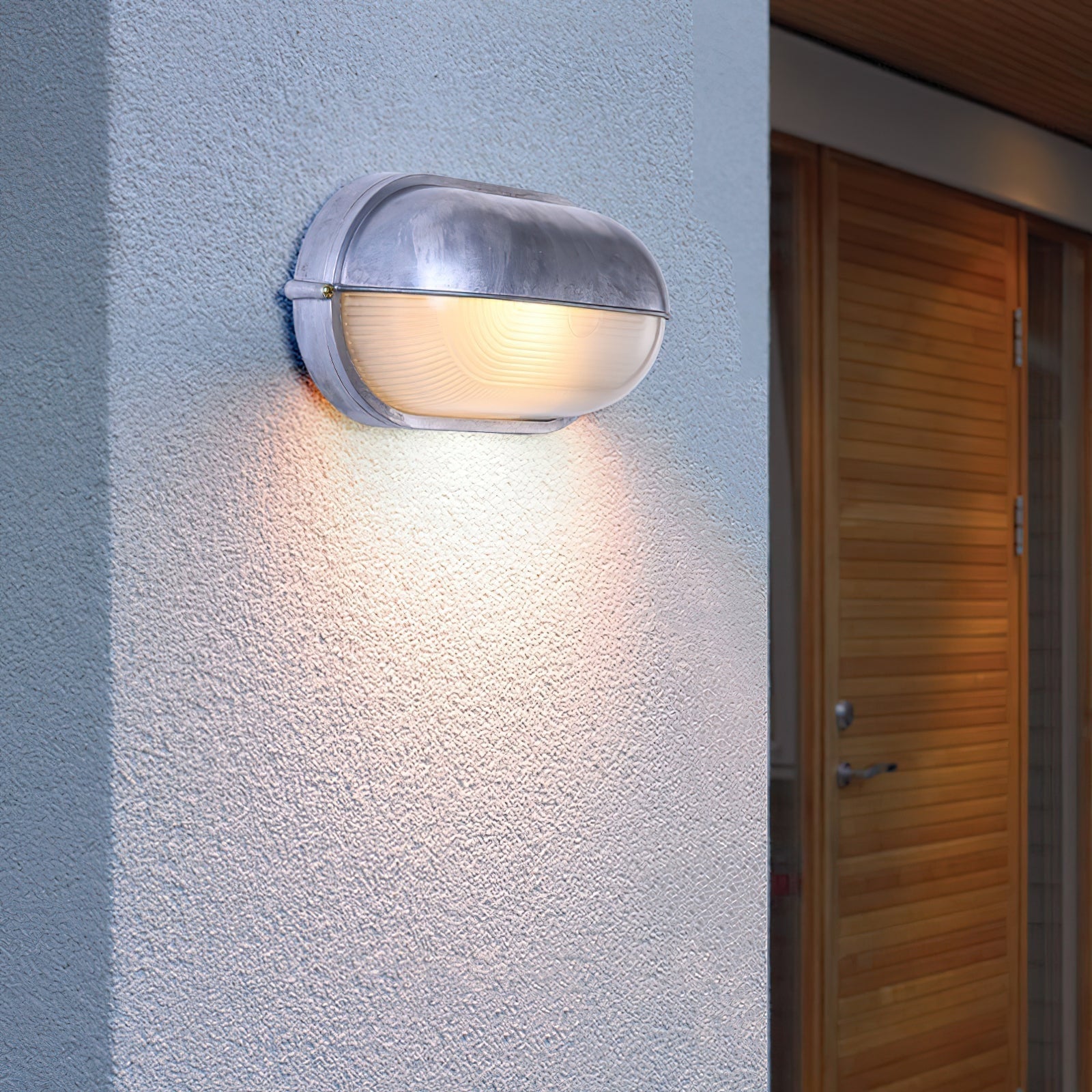 Outdoor Wall Light Bulkhead with Ribbed Glass Eyelid Hood Weather-Resistant - Image 12
