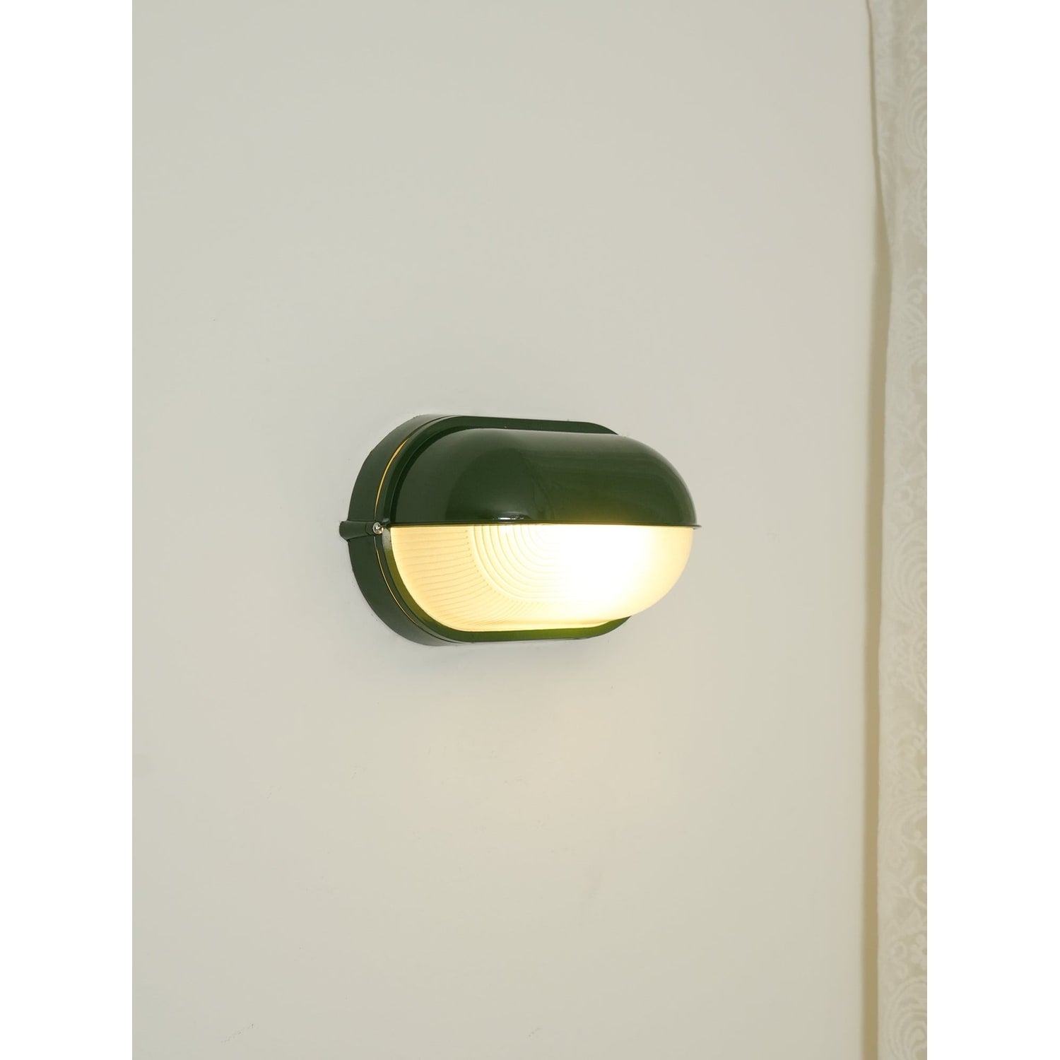 Outdoor Wall Light Bulkhead with Ribbed Glass Eyelid Hood Weather-Resistant - Image 27